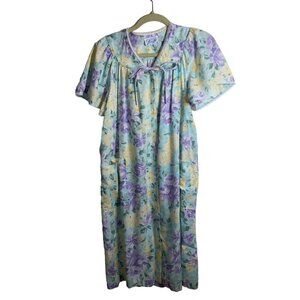 Leisure Life Vintage Womens Coat Robe Size Medium Multicolor Floral House